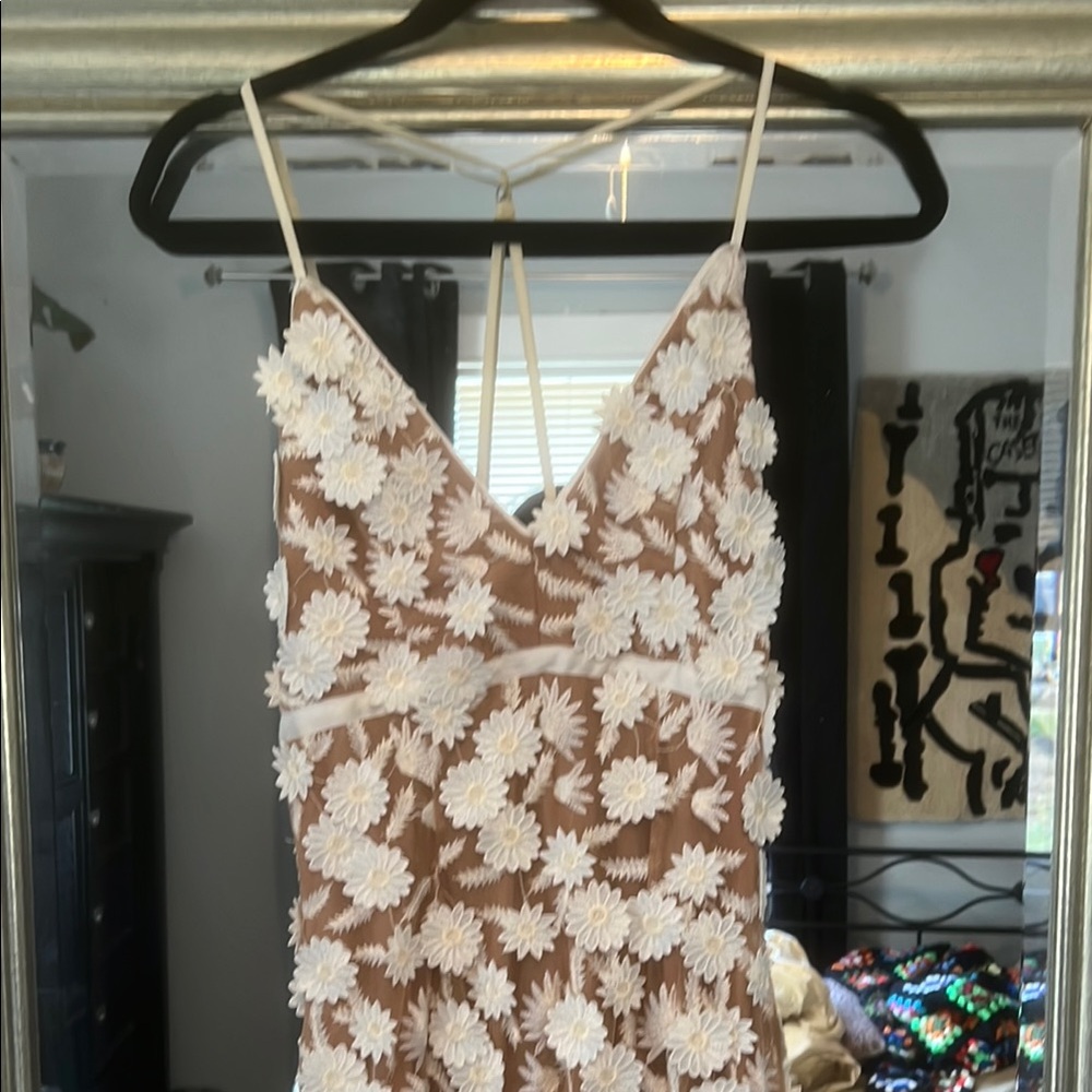 Floral Embroidered Dress w Train